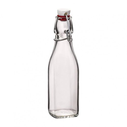 diese transparente Bügelverschlussflasche Square Swing mit einem Fassungsvermögen von 0,25 Litern ist für die Gravur geeignet